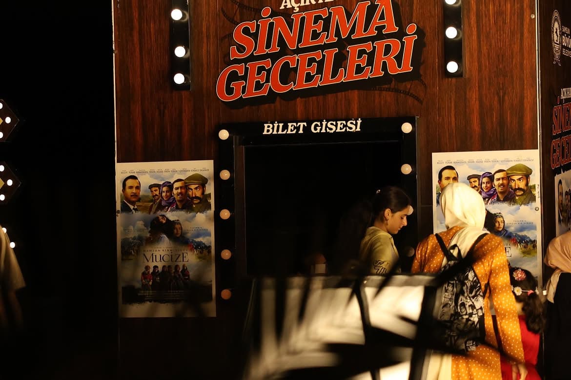 AÇIK HAVA SİNEMA GECELERİ ALAÇAM - Görsel 9
