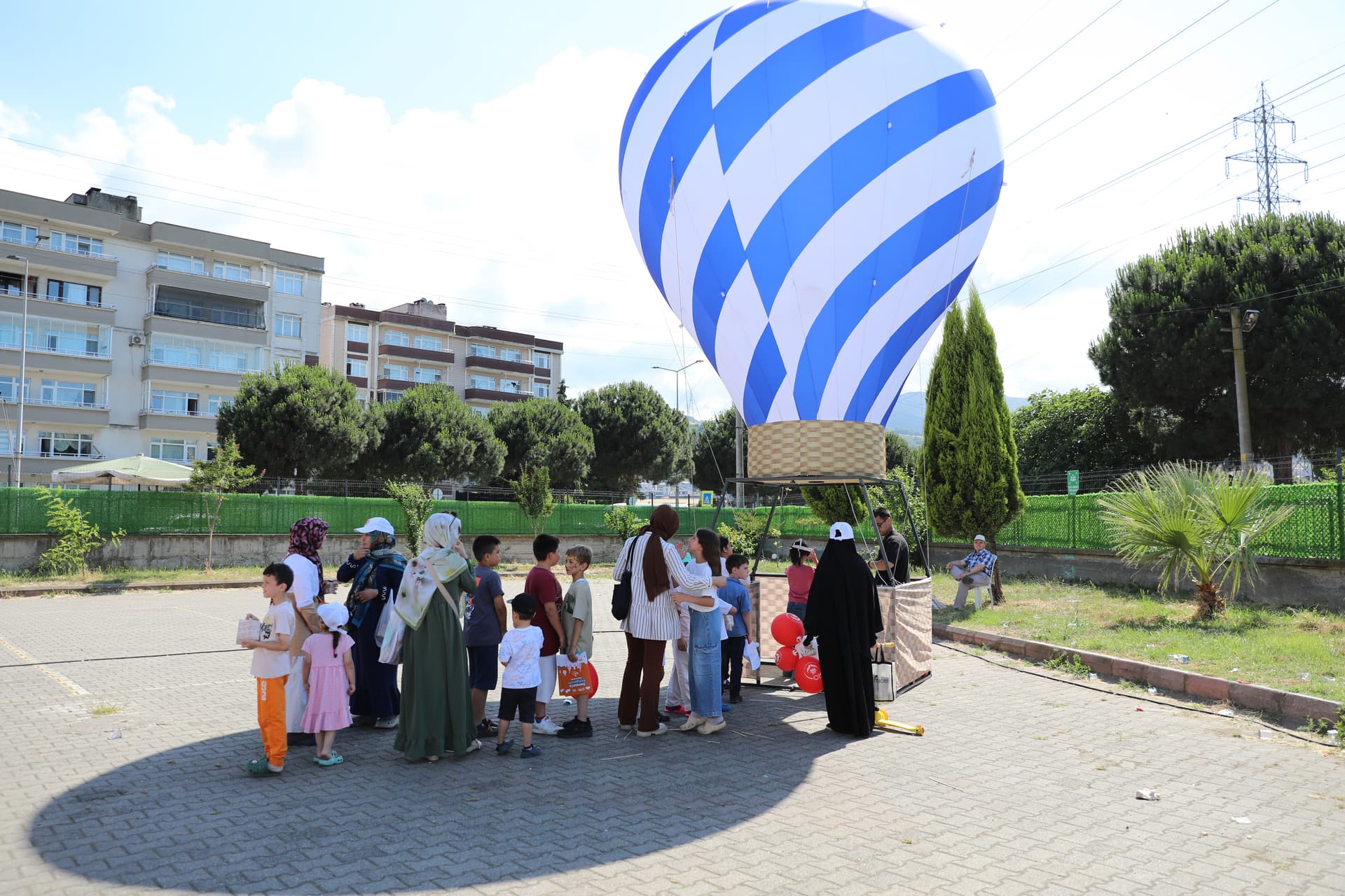BÜYÜKŞEHİR'İN IŞIĞI TEKKEKÖY'DE PARLADI - Görsel 11