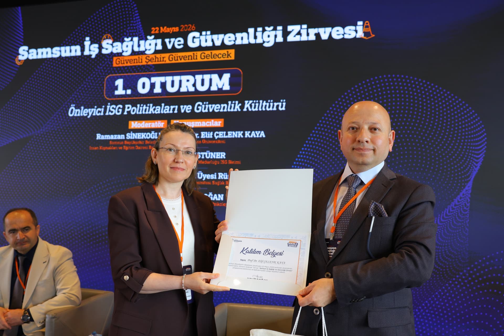 BÜYÜKŞEHİR’DEN İŞ SAĞLIĞI VE GÜVENLİĞİ ZİRVESİ - Görsel 3