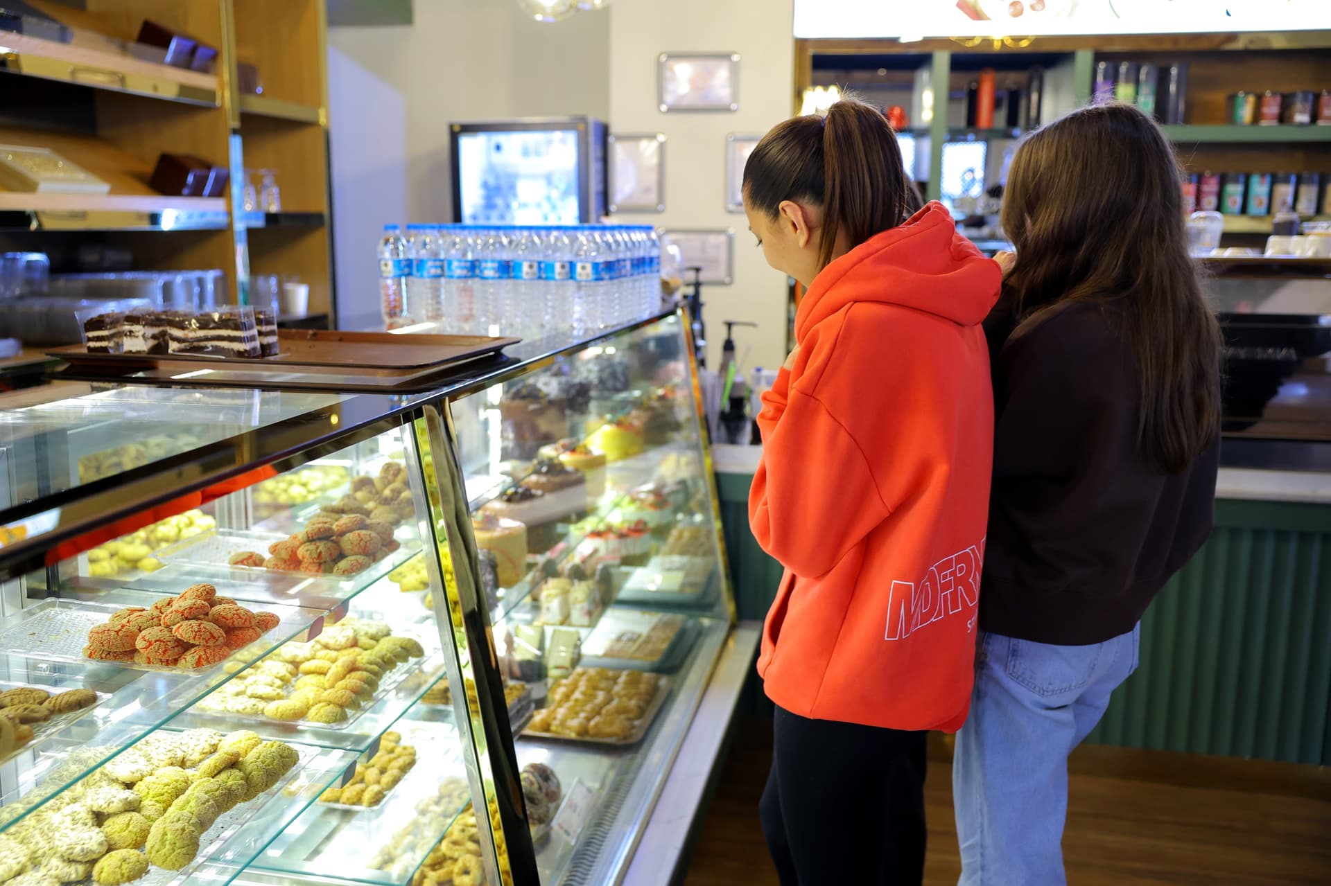 RASATHANE KİTAP KAFE’YE YOĞUN İLGİ - Görsel 2