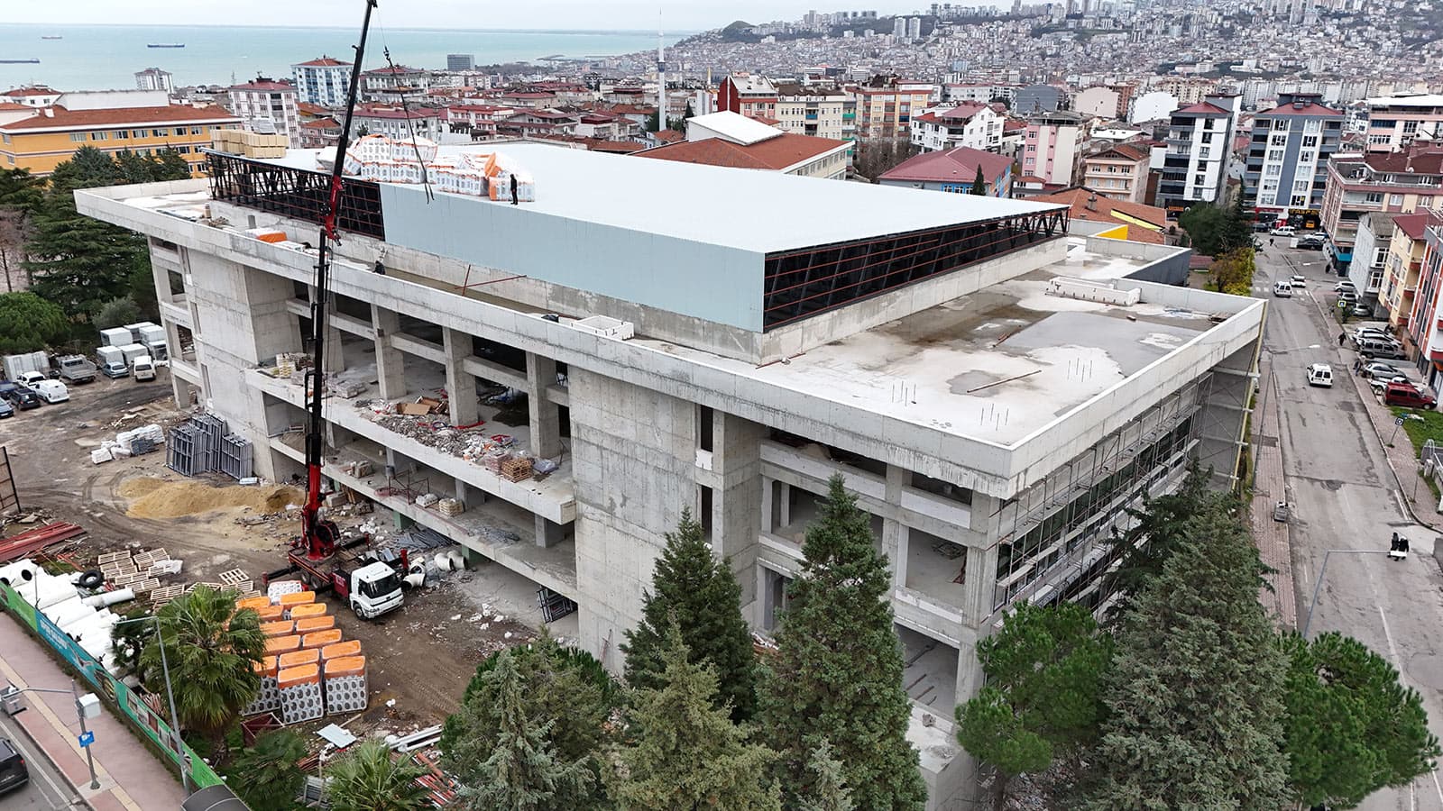 İlkadım Spor Kompleksi - Görsel 1
