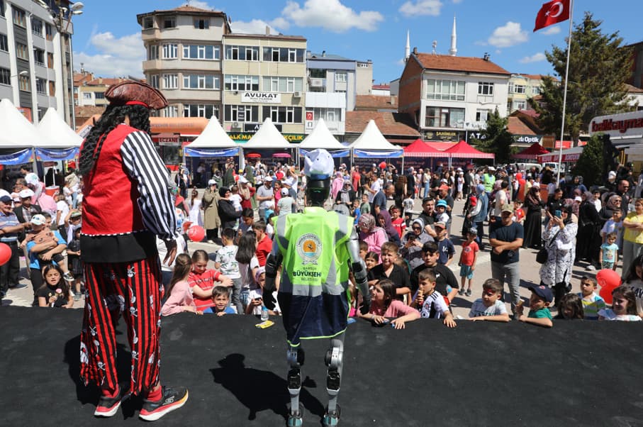 BÜYÜKŞEHİR'İN IŞIĞI HAVZA'DA PARLADI
