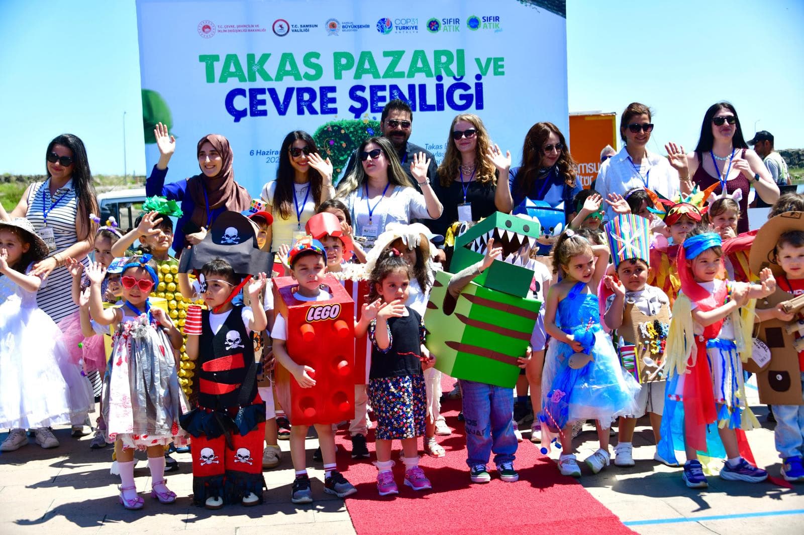 BÜYÜKŞEHİR’DEN TAKAS PAZARI VE ÇEVRE ŞENLİĞİ