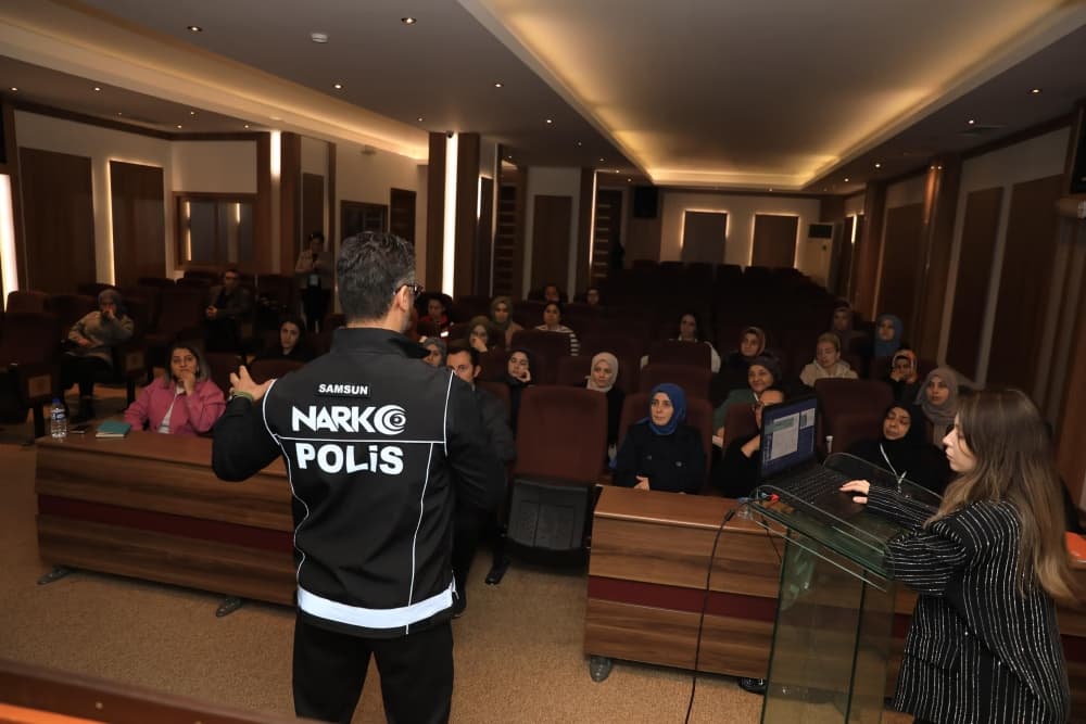 AİLE AKADEMİSİ BAHAR DÖNEMİ PROGRAMI DEVAM EDİYOR