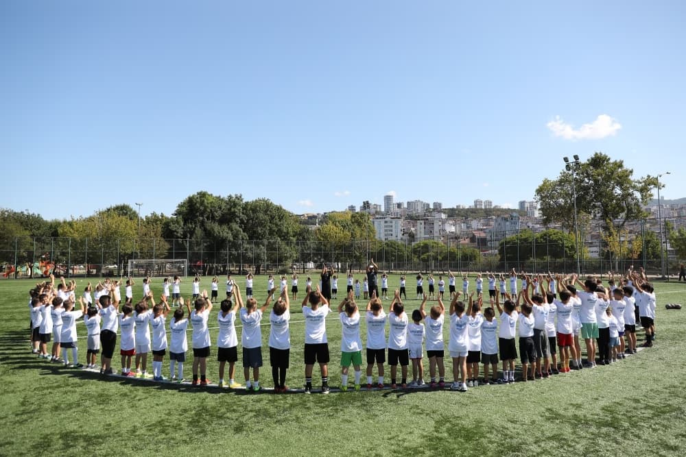 BÜYÜKŞEHİR BELEDİYESİ’NDEN KIŞ SPOR OKULLARI