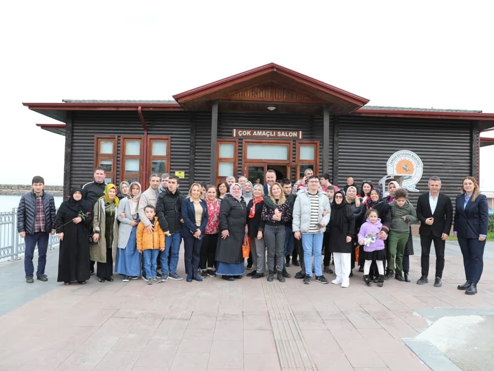 BÜYÜKŞEHİR’DEN ENGELLERİ KALDIRAN ‘BELEDİYECİLİK’