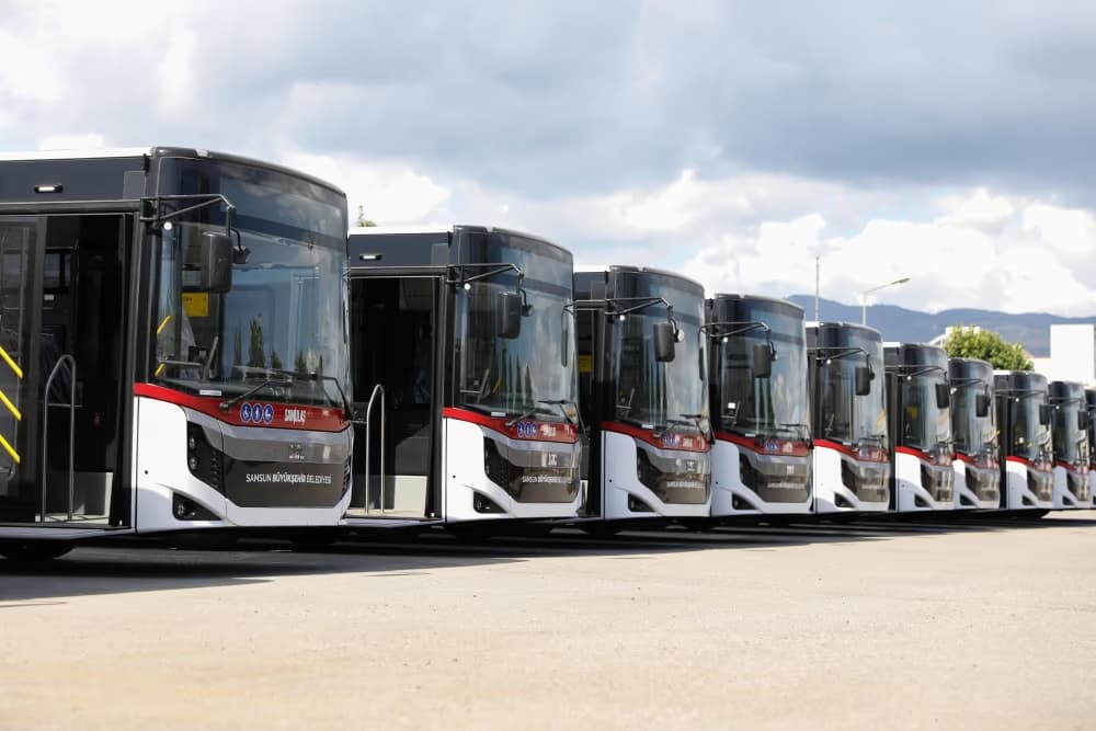 BÜYÜKŞEHİR'DEN KENT İÇİ TOPLU ULAŞIMA 15 YENİ OTOBÜS