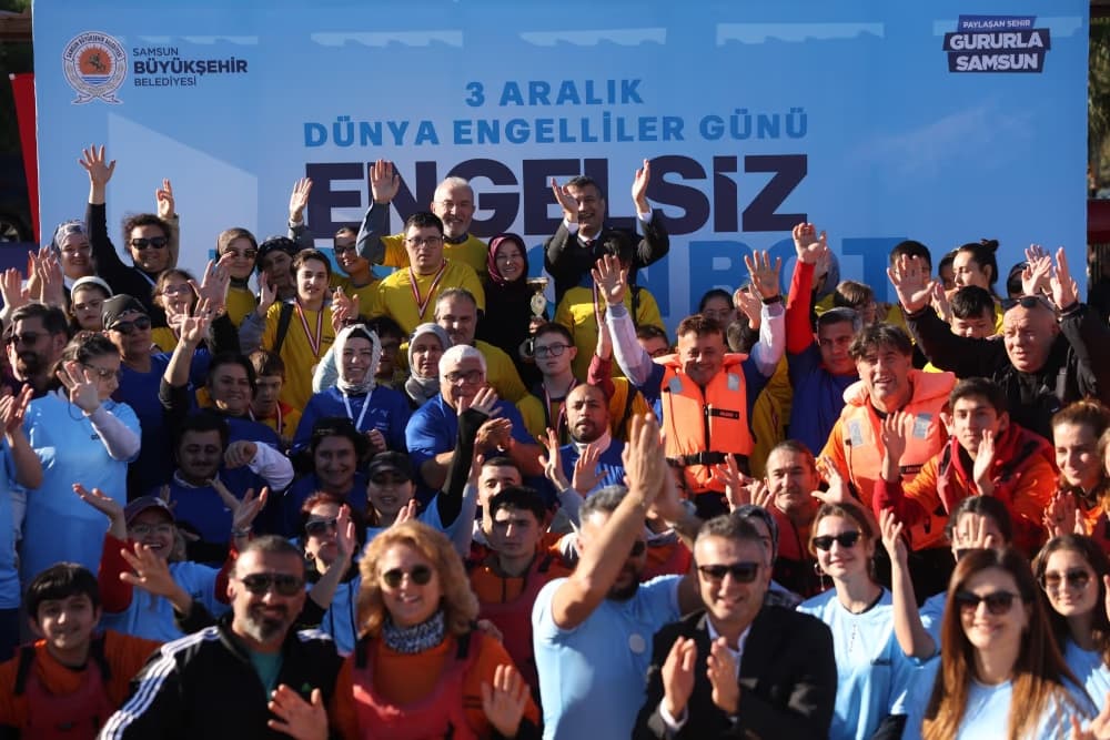 ENGELLİ BİREYLERE ÖZEL DRAGON BOT YARIŞLARI