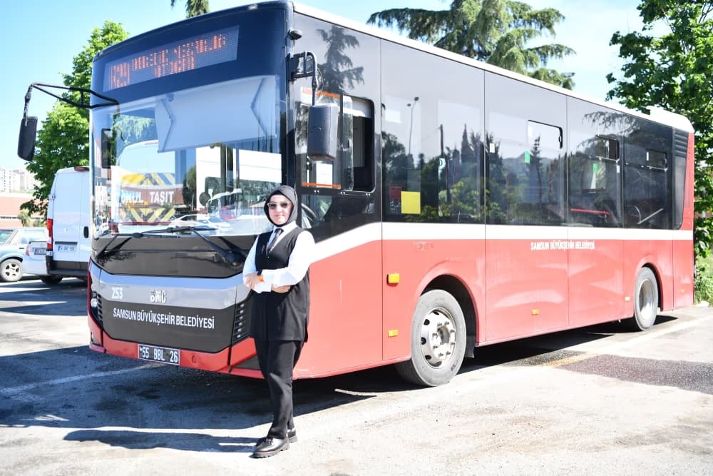 Samsun’un ilk kadın belediye otobüs şoförü