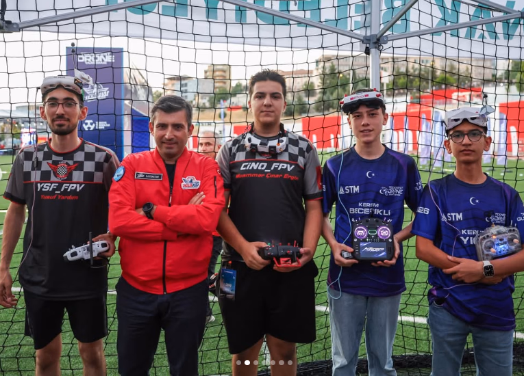 SAMSUN KEŞİF KAMPÜSÜ GENÇ PİLOTLARINDAN TEKNOFEST BAŞARISI - Görsel 1