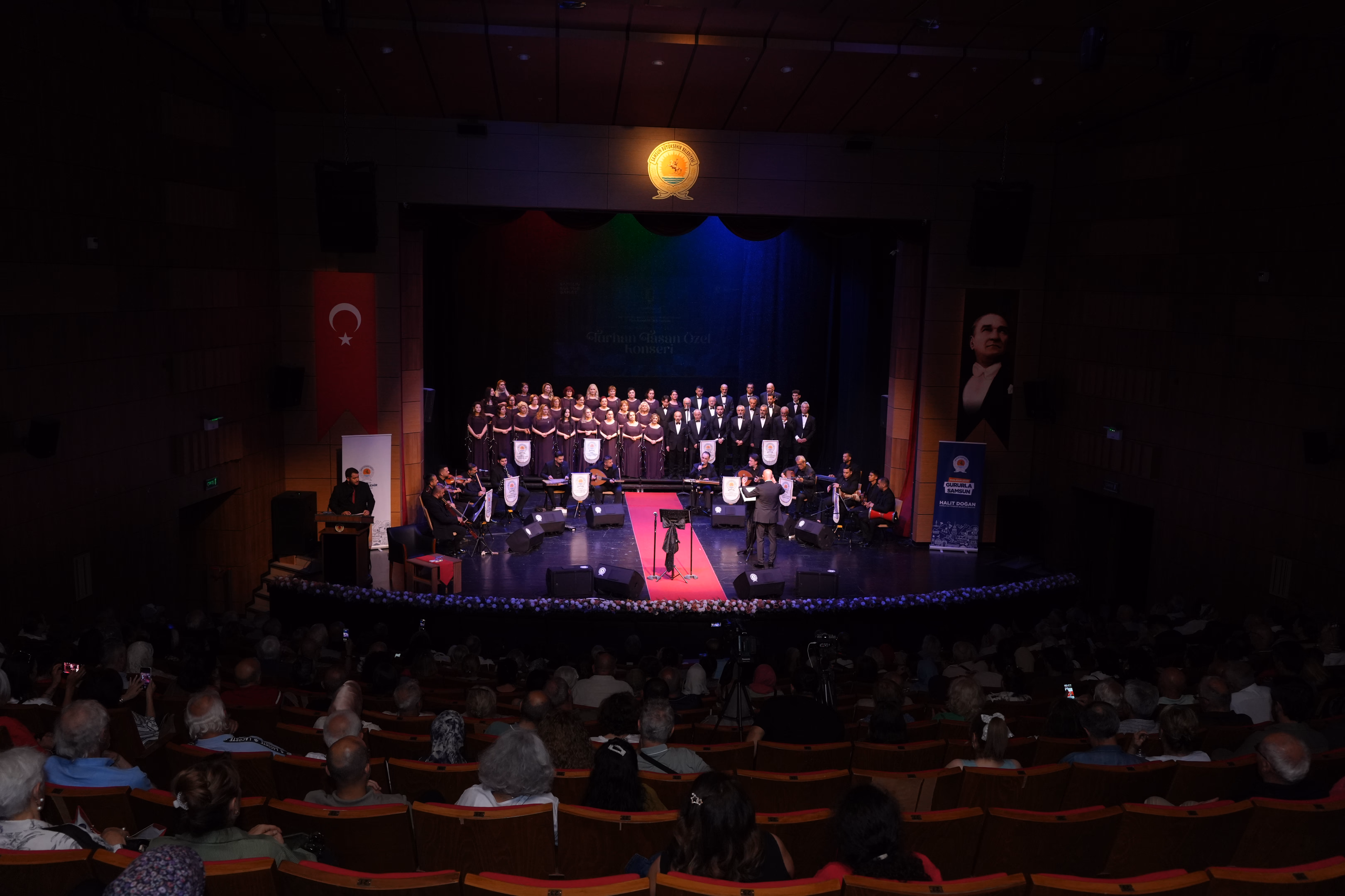 TURHAN TAŞAN’LA TÜRK SANAT MÜZİĞİ GECESİ - Görsel 3