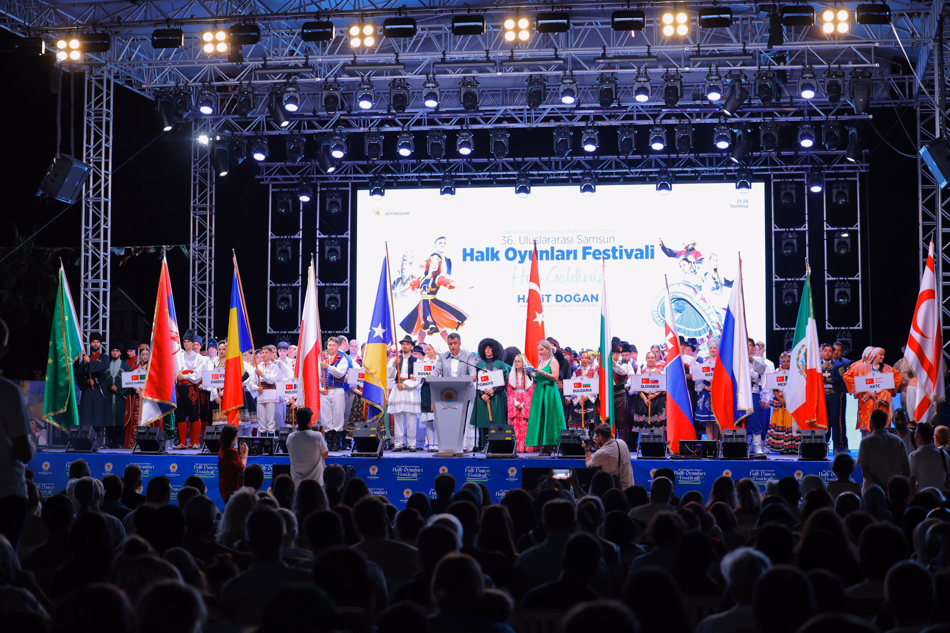 36. ULUSLARARASI SAMSUN HALK OYUNLARI FESTİVALİ BAŞLADI