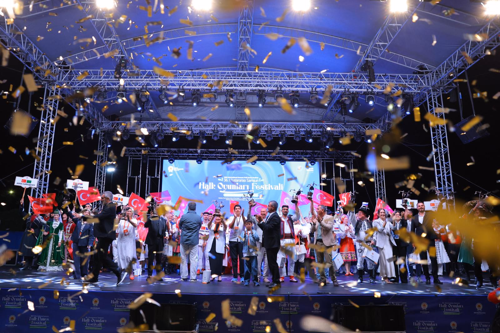 36. ULUSLARARASI SAMSUN HALK OYUNLARI FESTİVALİ SONA ERDİ - Görsel 11