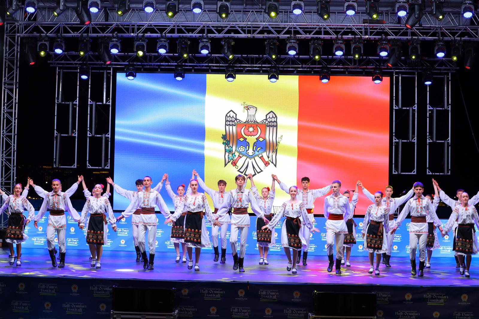 36. ULUSLARARASI SAMSUN HALK OYUNLARI FESTİVALİ SONA ERDİ - Görsel 3
