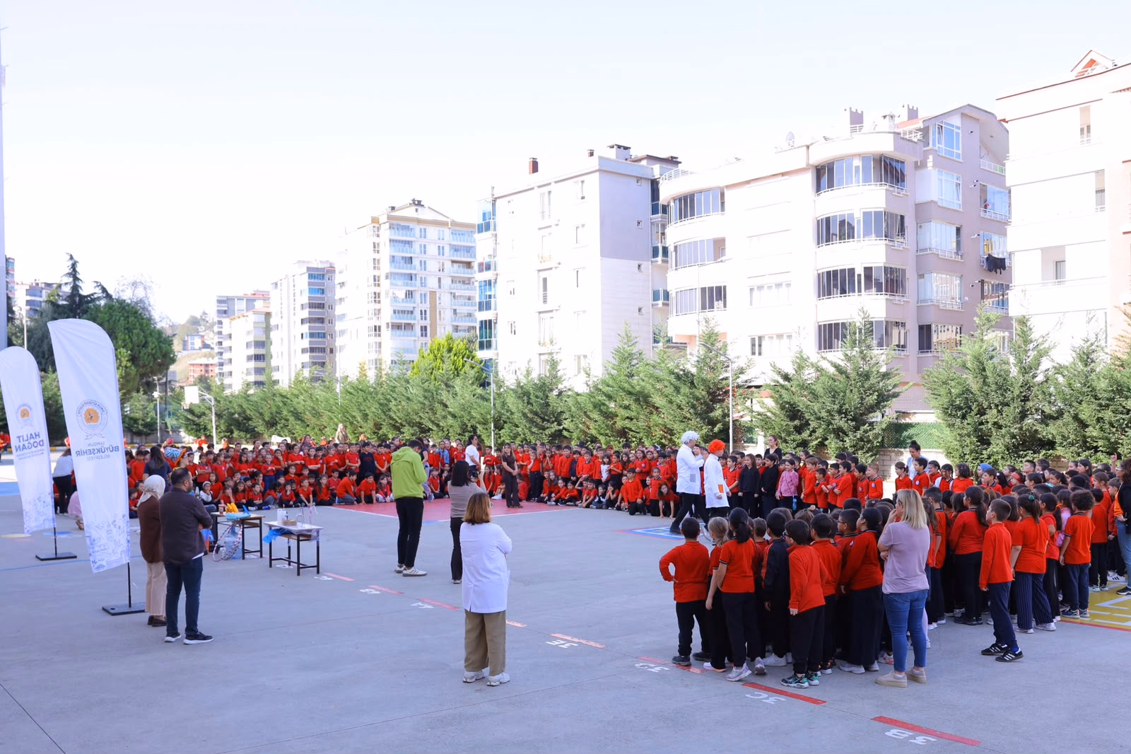 BÜYÜKŞEHİR ÇOCUKLARI BİLİM VE GELENEKSEL OYUNLARLA BULUŞTURUYOR - Görsel 2
