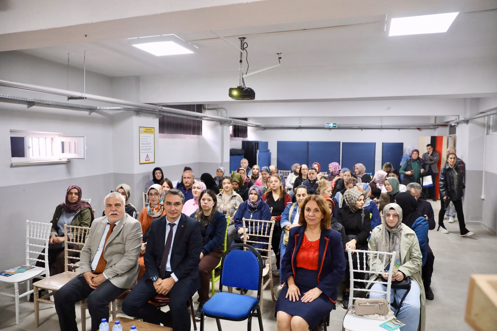 BÜYÜKŞEHİR’DEN AİLELERE GÜÇLÜ REHBERLİK: MAHALLE AKADEMİSİ - Görsel 3