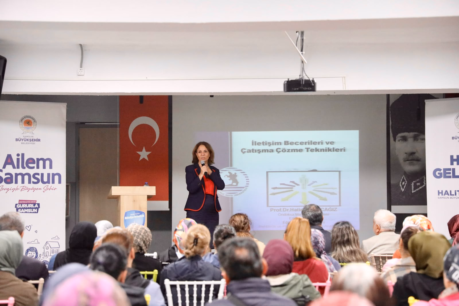 BÜYÜKŞEHİR’DEN AİLELERE GÜÇLÜ REHBERLİK: MAHALLE AKADEMİSİ