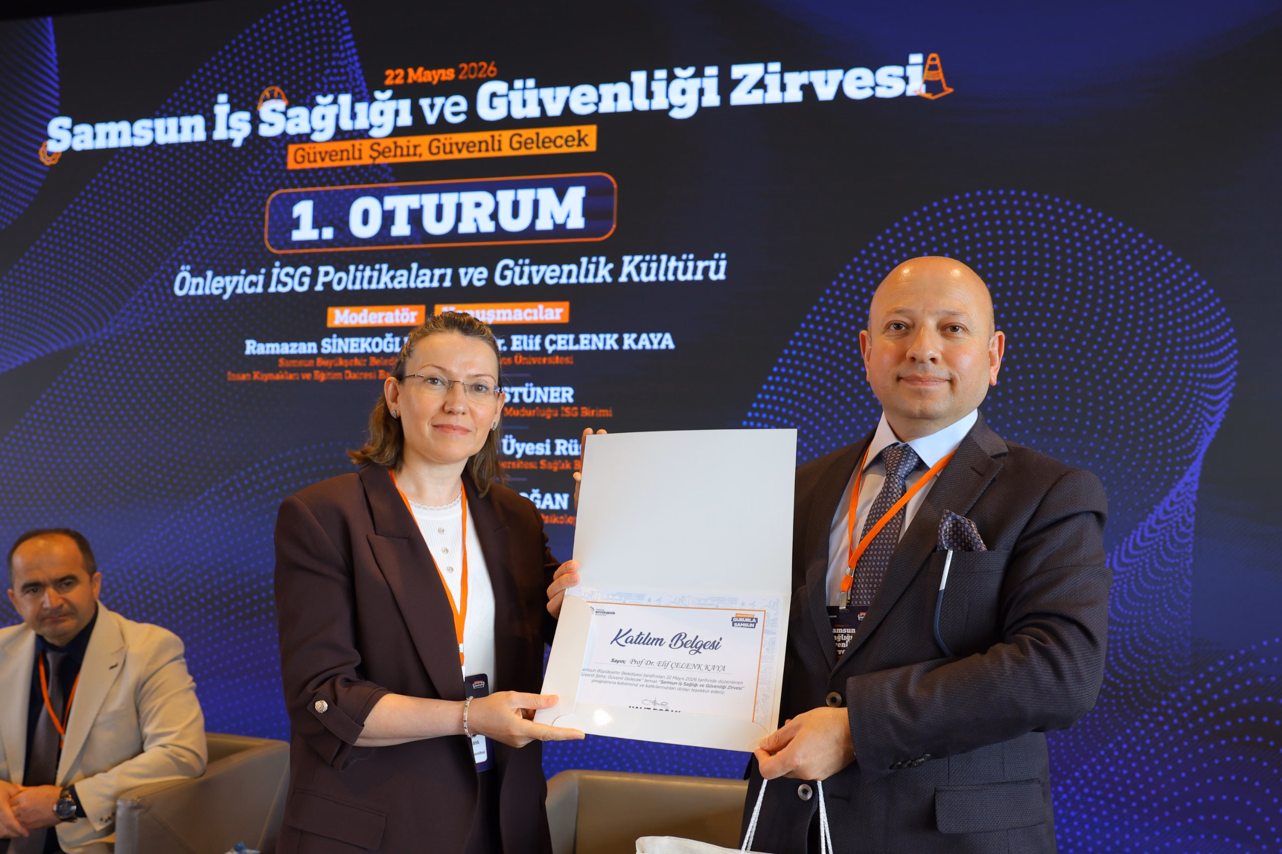 BÜYÜKŞEHİR’DEN İŞ SAĞLIĞI VE GÜVENLİĞİ ZİRVESİ - Görsel 3