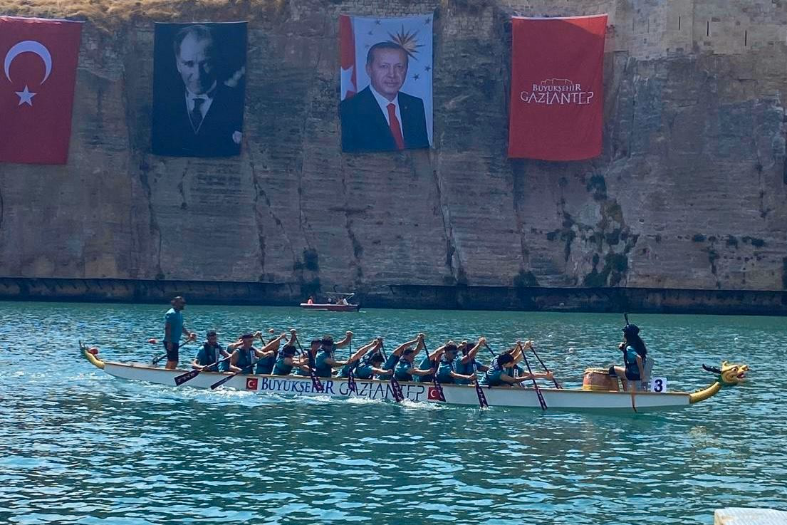 DRAGON BOT YARIŞI’NDA SAMSUN BÜYÜKŞEHİRLİ SPORCULAR ŞEHRE 3 KUPA İLE DÖNDÜ - Görsel 2