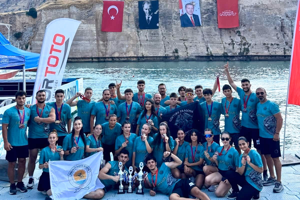 DRAGON BOT YARIŞI’NDA SAMSUN BÜYÜKŞEHİRLİ SPORCULAR ŞEHRE 3 KUPA İLE DÖNDÜ