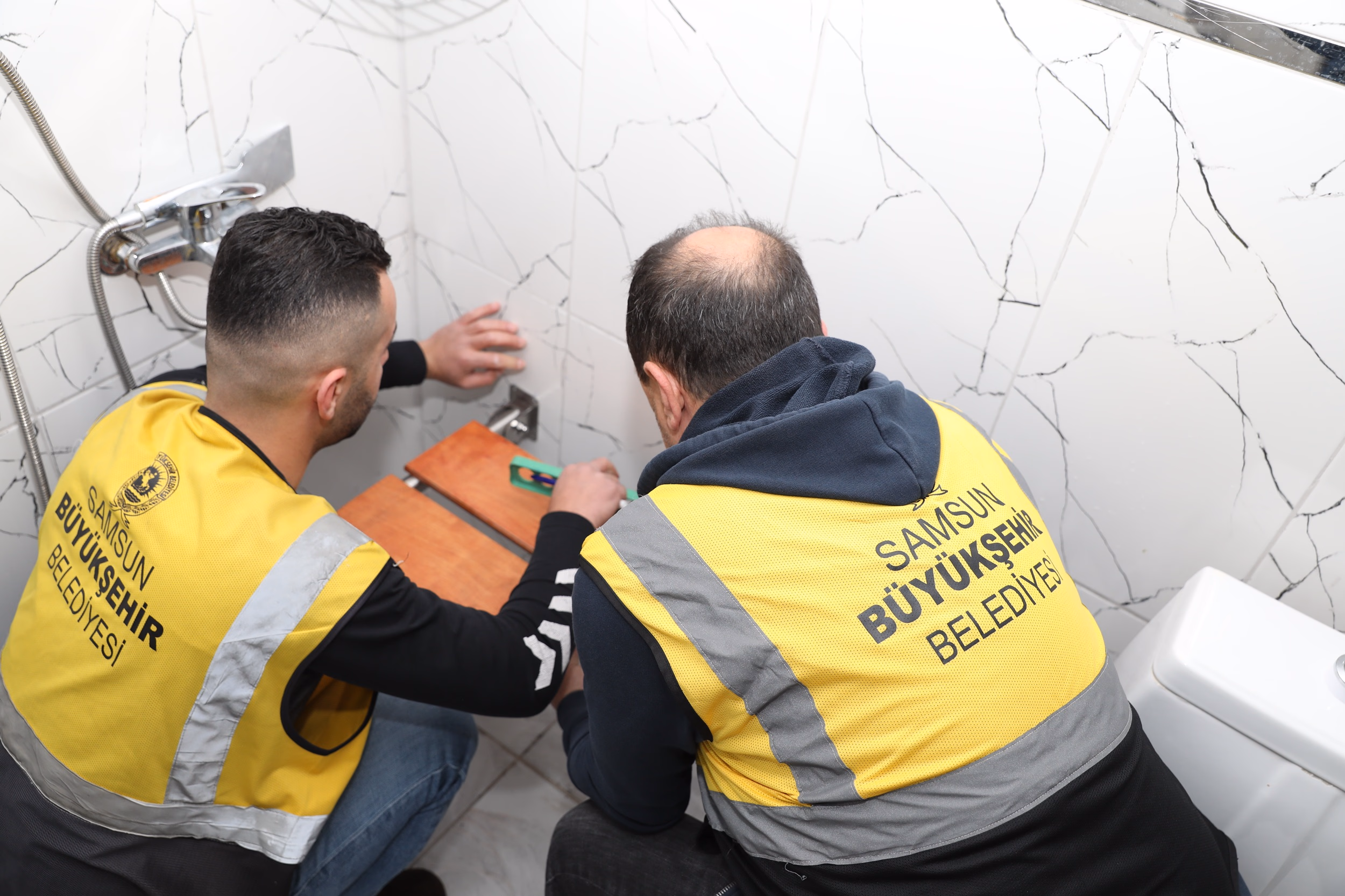EV İÇİ TUTUNMA APARATI HAYATI KOLAYLAŞTIRIYOR - Görsel 1