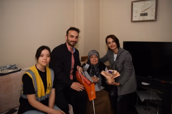 Anneler Günü’nde anlamlı ziyaret - Görsel 3