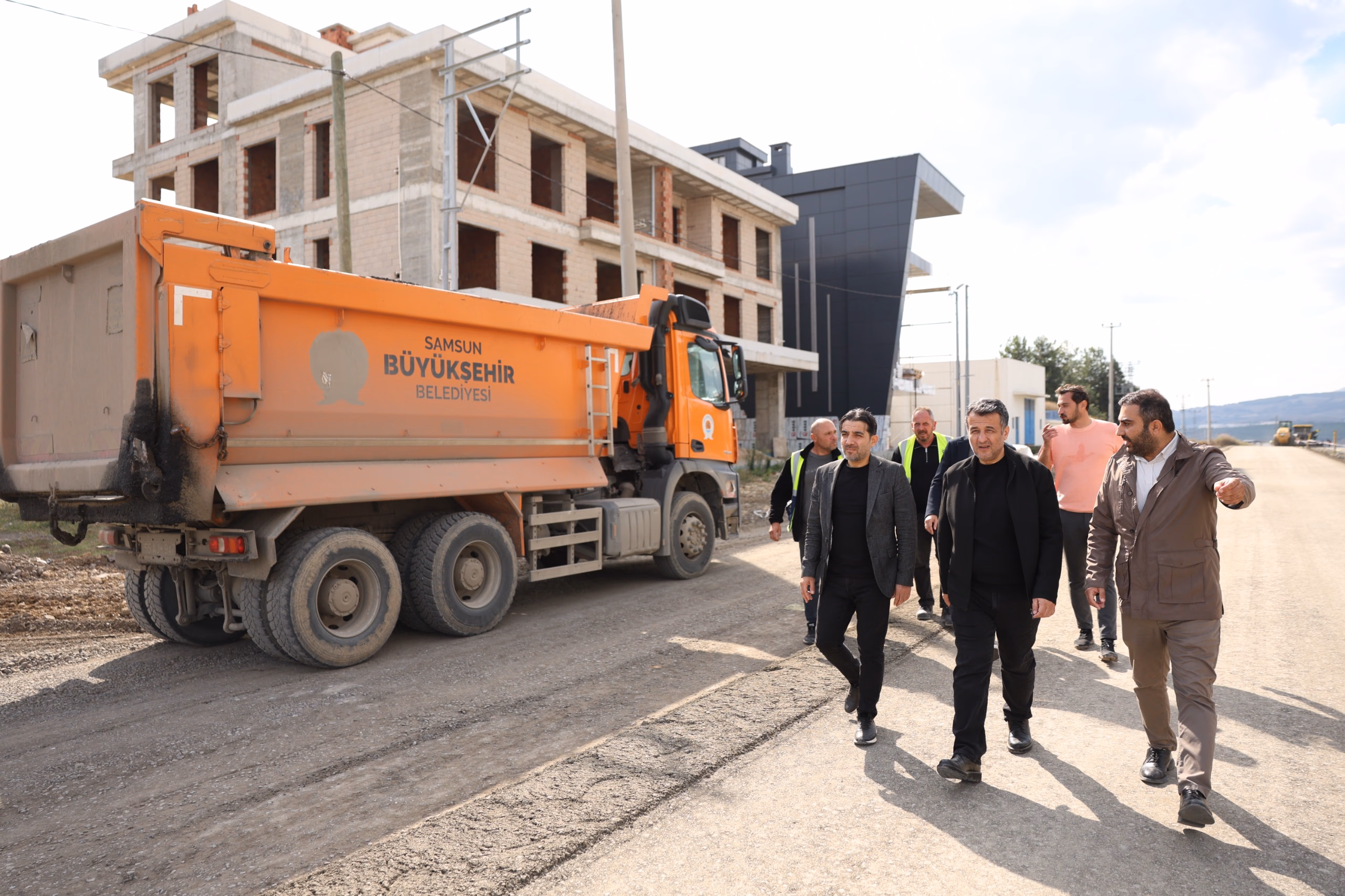 BAŞKAN DOĞAN’DAN YOL ÇALIŞMALARINA YAKIN TAKİP - Görsel 3