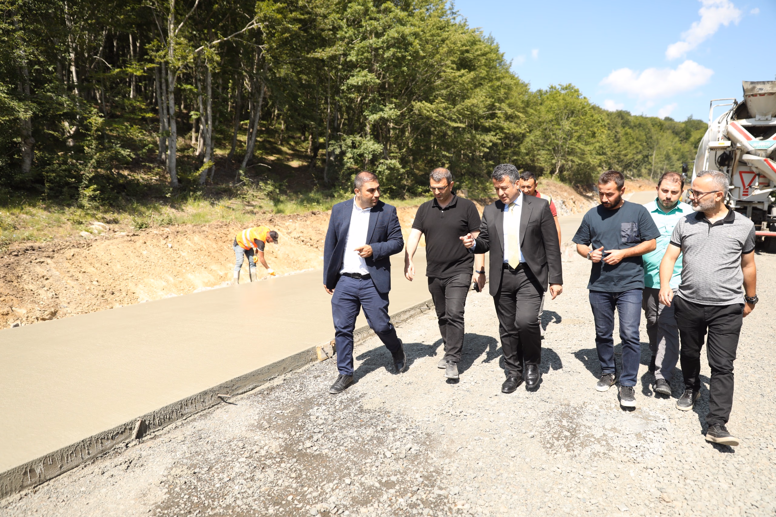 BAŞKAN DOĞAN’DAN YOL ÇALIŞMALARINA YAKIN TAKİP - Görsel 4