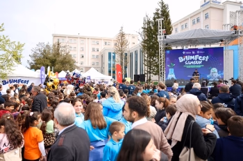 BİLİMFEST’İN İLK GÜNÜ YOĞUN KATILIMLA DOLU DOLU GEÇTİ - Görsel 4