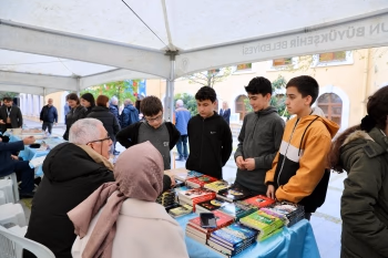 BÜYÜKŞEHİR BELEDİYESİ EDEBİYAT DÜNYASINI BAFRA'DA BULUŞTURUYOR - Görsel 2