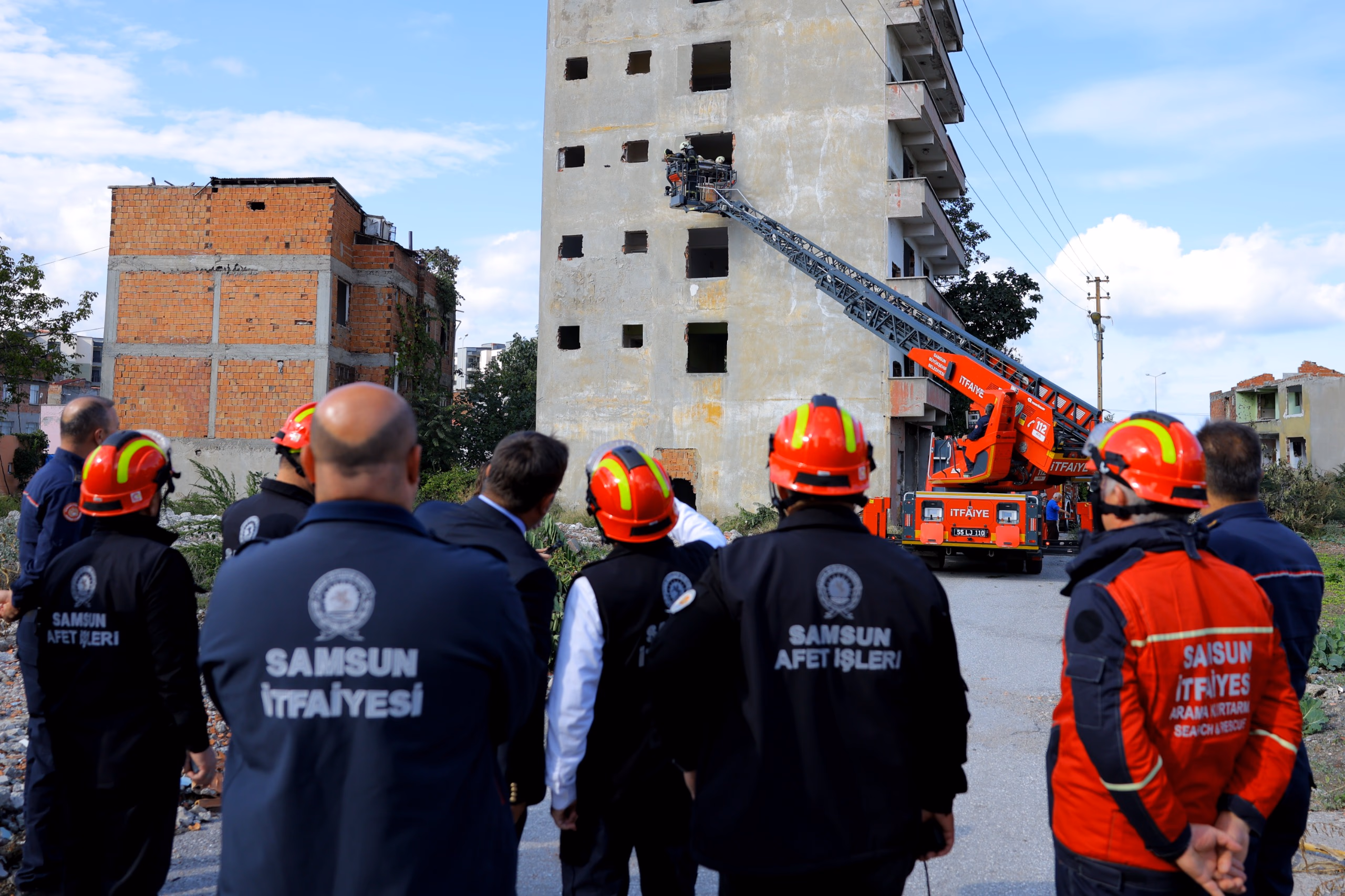 SAMSUN İTFAİYESİ MÜDAHALE GÜCÜ İLE DİKKAT ÇEKİYOR - Görsel 2
