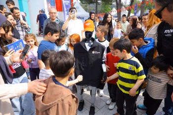 SAMSUN’DA BİLİM VE TEKNOLOJİ ŞÖLENİ YAŞANDI - Görsel 7