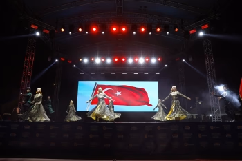 SAMSUN’DA FESTİVAL COŞKUSU YAŞANIYOR! - Görsel 5