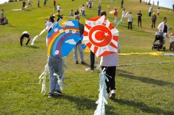 SAMSUN’DA UÇURTMA ŞENLİĞİ DÜZENLENDİ - Görsel 2