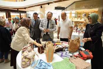 SANATA YOLCULUK SERGİSİ’NE YOĞUN İLGİ - Görsel 2