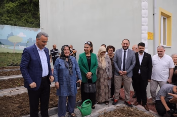 YAŞLILARIN EL EMEĞİ GÖZ NURU ÜRÜNLERİ SERGİLENDİ - Görsel 2