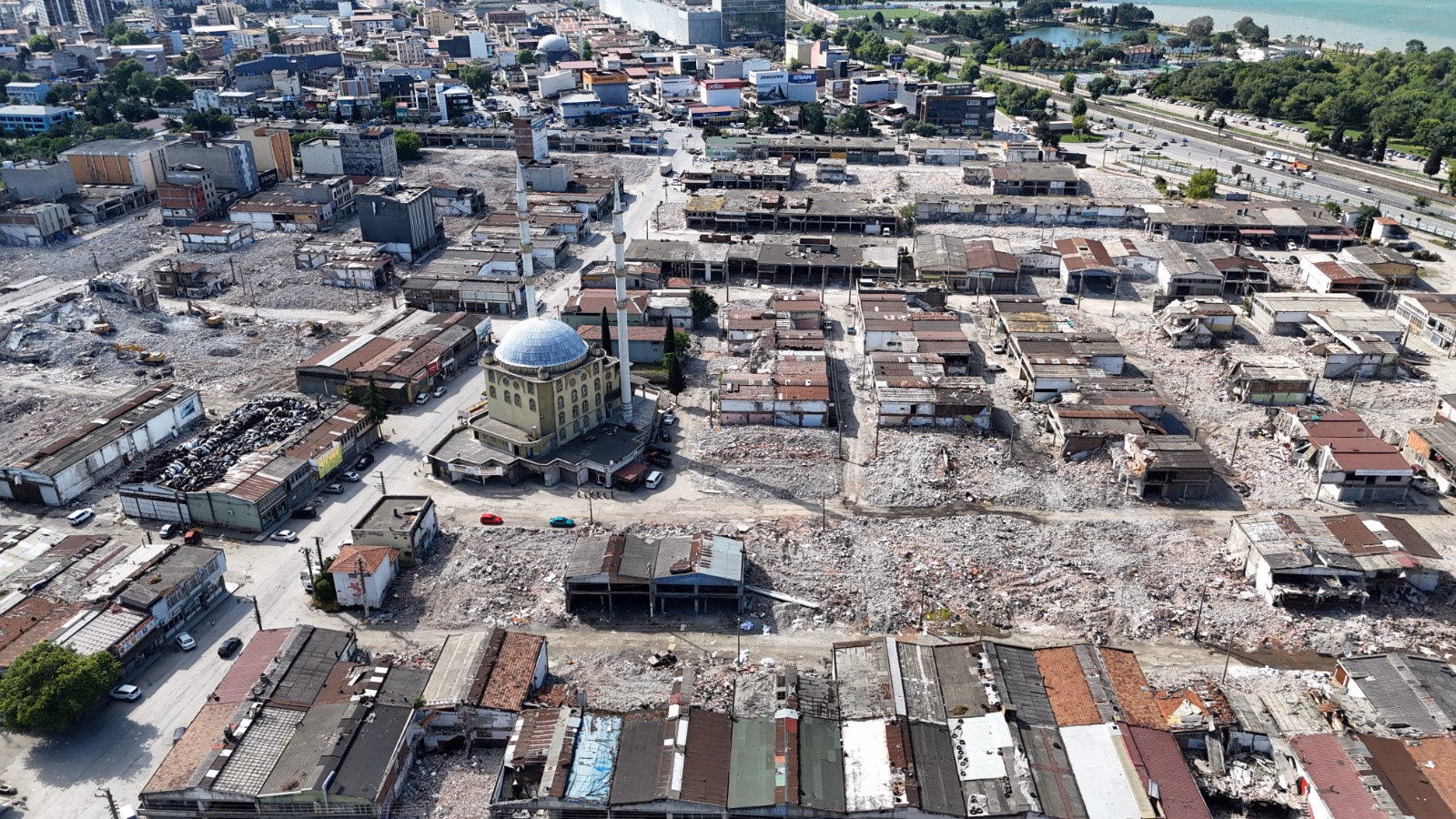 GÜLSAN SANAYİ SİTESİ’NDE YIKIMLAR DEVAM EDİYOR - Görsel 5