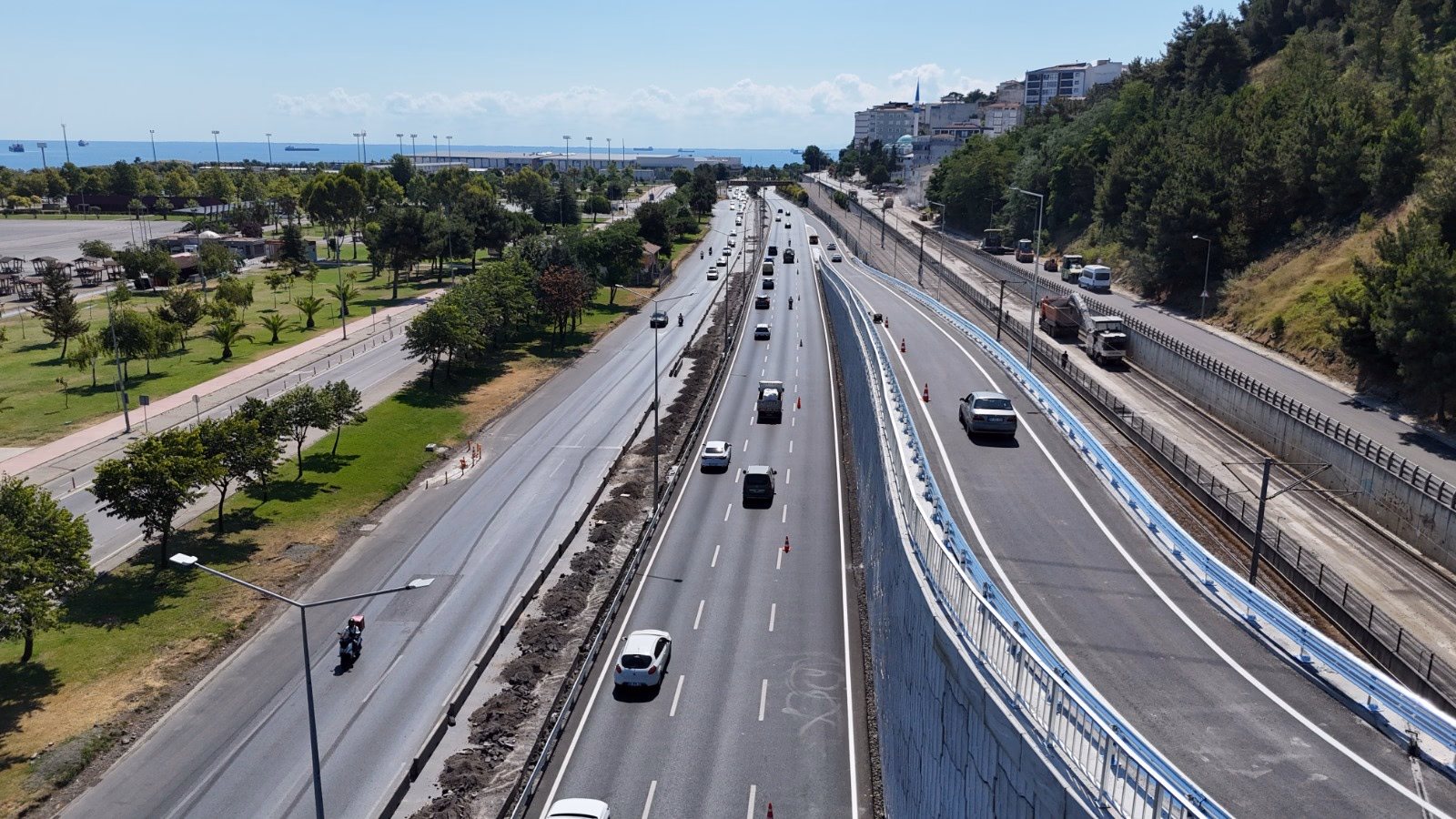  İKİ ÖNEMLİ BAĞLANTI YOLU TRAFİĞE AÇILDI - Görsel 4