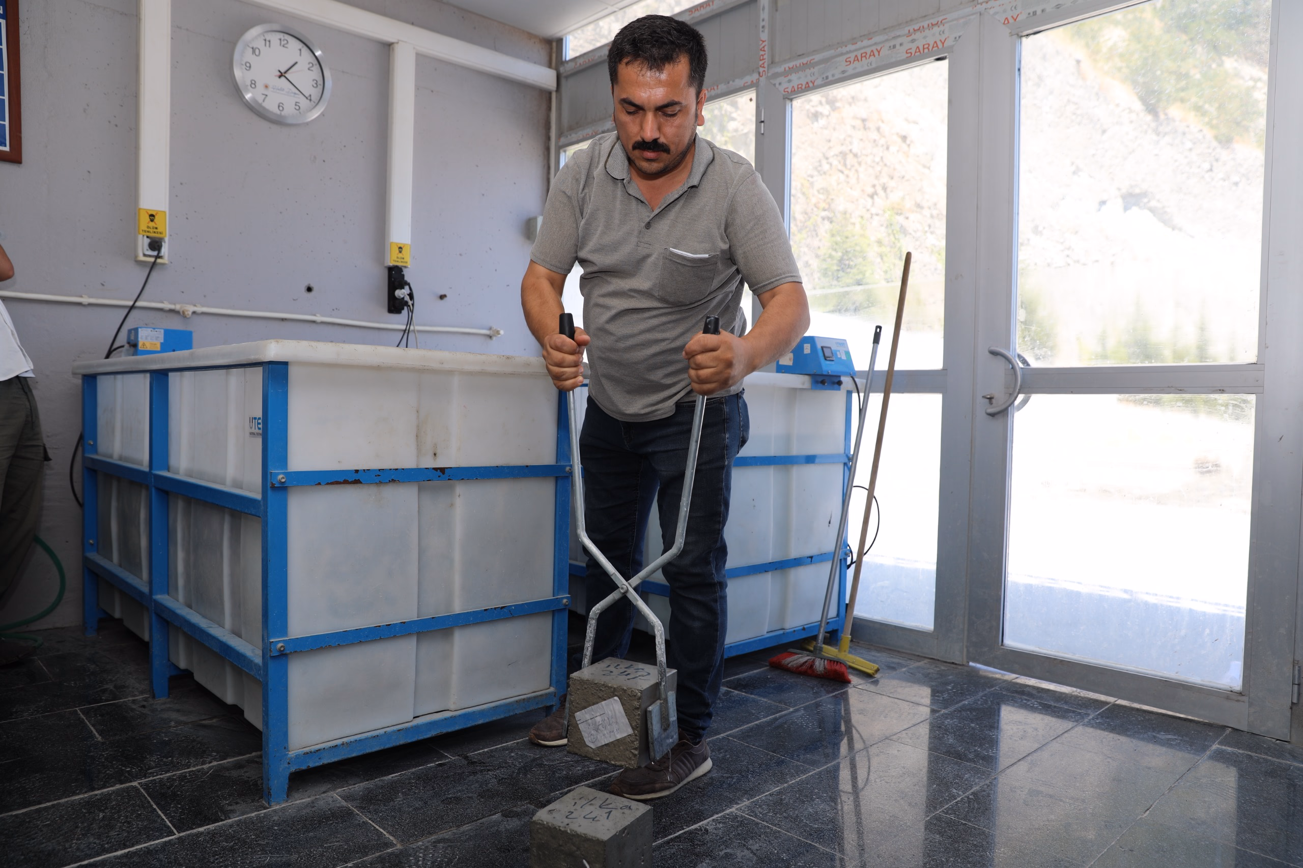 KALİTE KONTROL LABORATUVARIYLA GÜVENLİ VE UZUN ÖMÜRLÜ YATIRIMLAR - Görsel 7