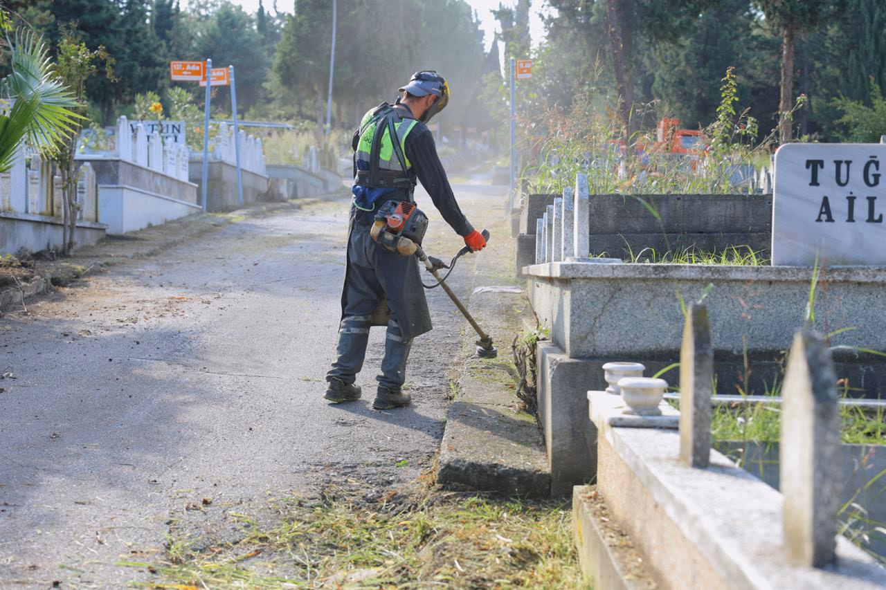 KESİNTİSİZ CENAZE HİZMETİ VE MEZARLIKLARDA KAPSAMLI ÇALIŞMA - Görsel 8