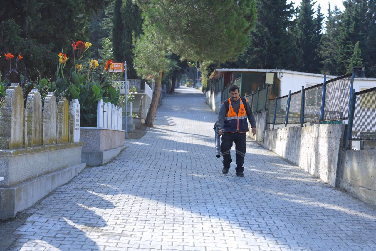 KESİNTİSİZ CENAZE HİZMETİ VE MEZARLIKLARDA KAPSAMLI ÇALIŞMA - Görsel 9