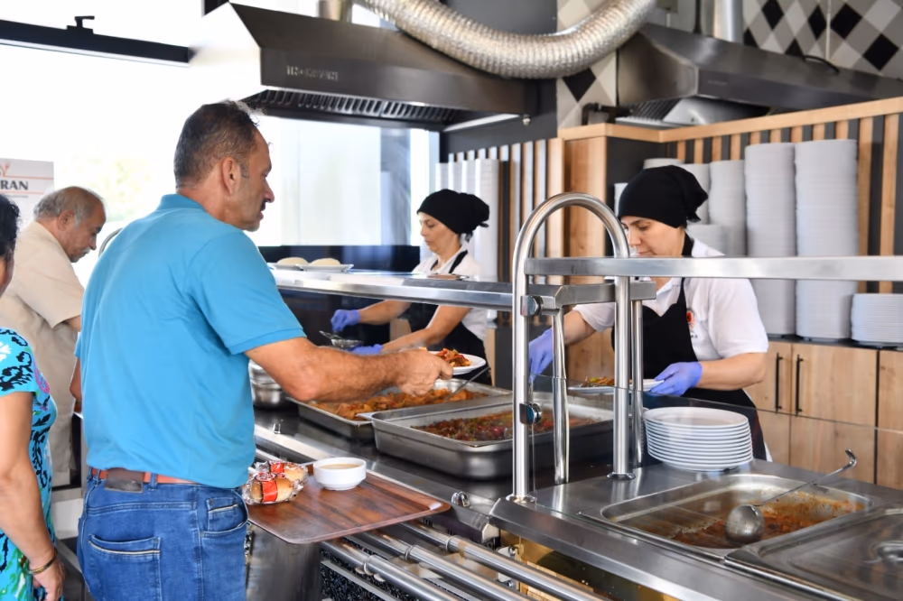 153 Restoranlar 200 bin kişiye hizmet verdi