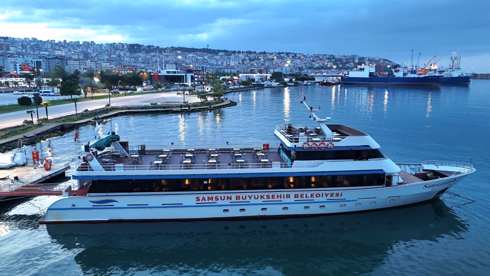 BAYRAM TATİLİNDE GEMİ TURLARINA YOĞUN TALEP