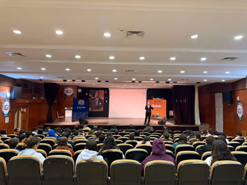 BÜYÜKŞEHİR HER ALANDA GENÇLERİN YANINDA