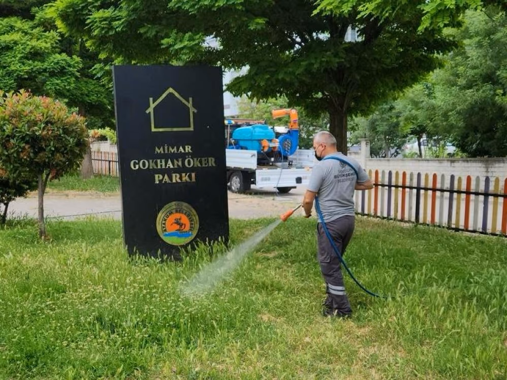 BÜYÜKŞEHİR’DEN KENE VAKALARINA KARŞI İLAÇLAMA