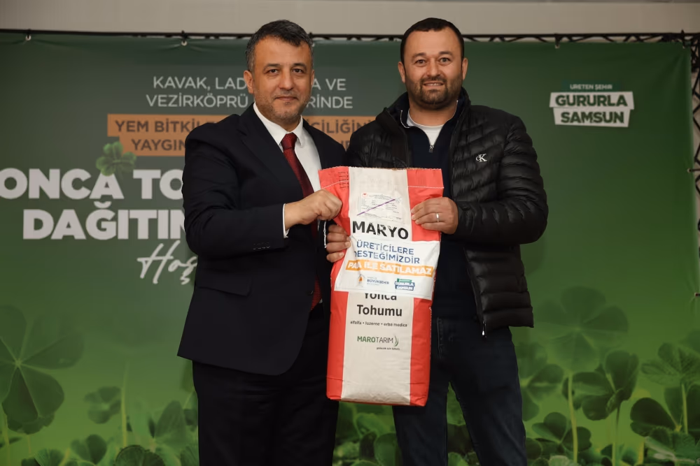 BÜYÜKŞEHİR’DEN ÜRETİCİYE YONCA TOHUMU VE GÜBRE DESTEĞİ