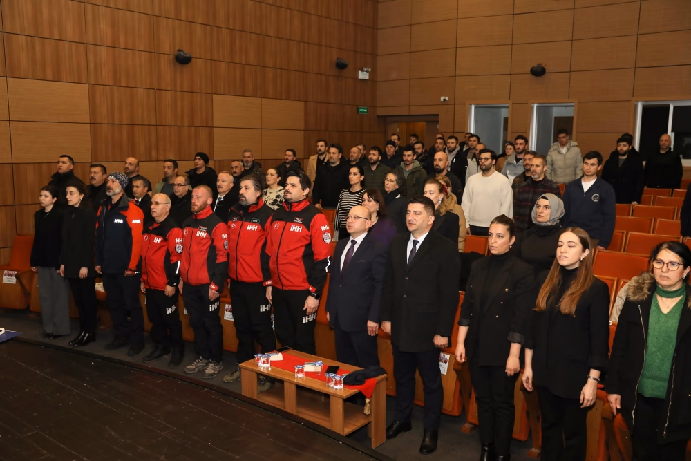 Büyükşehir’in Gönüllü Arama Kurtarma Ekibinden 6 Şubat Anma Programı