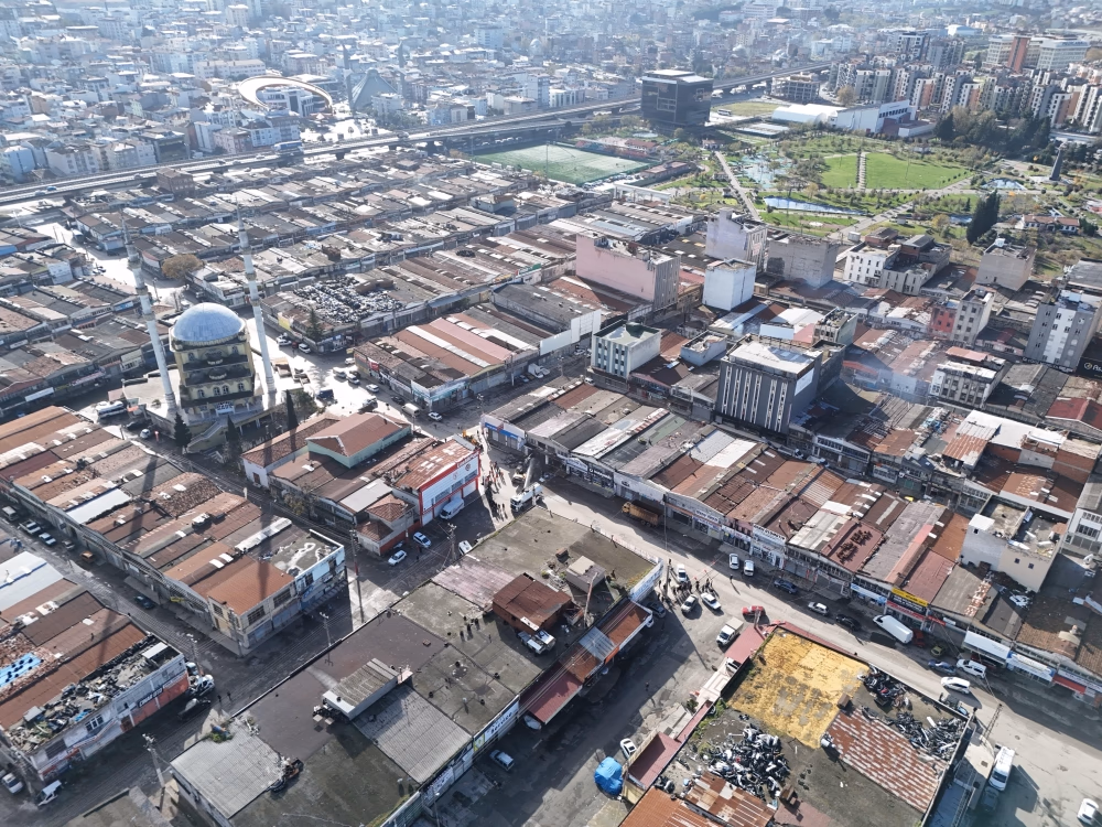 GÜLSAN’DA TARİHİ GÜN: İLK YIKIM GERÇEKLEŞTİ