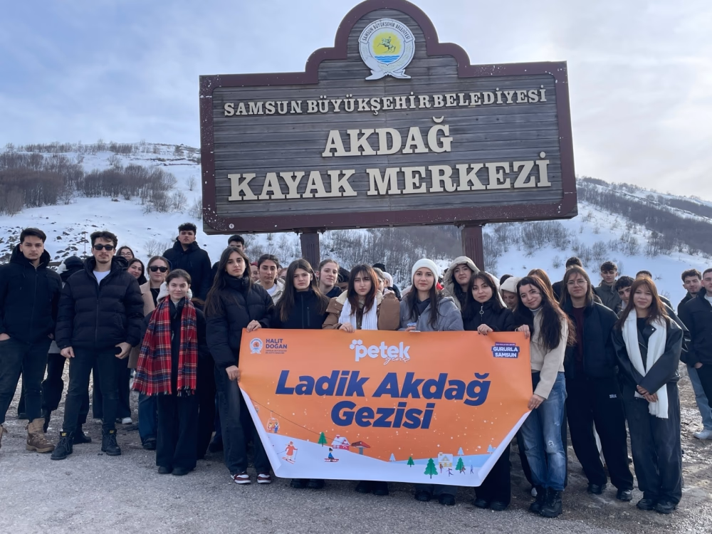 PETEK GENÇLE GENÇLER AKDAĞ’I KEŞFE DOYDU