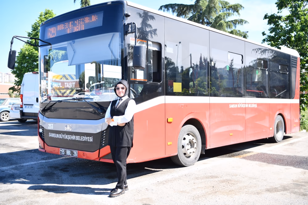 Samsun’un ilk kadın belediye otobüs şoförü
